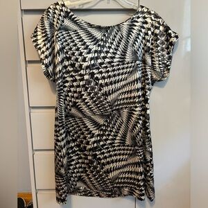 EUC Scoopneck Apt.9 Mini Dress. Fits Size 8-10